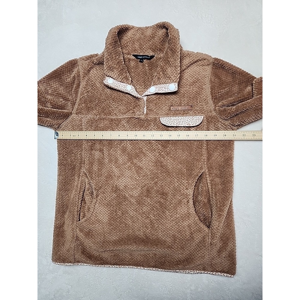 Simply Southern 1/4 Snap Pullover Fleece Small Brown Leopard Trim With Pocket - Picture 5 of 7